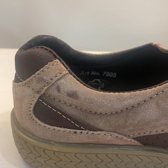 Padrinii Genuine Leather Shoes - Tan Brown Suede - Picture 5 of 11